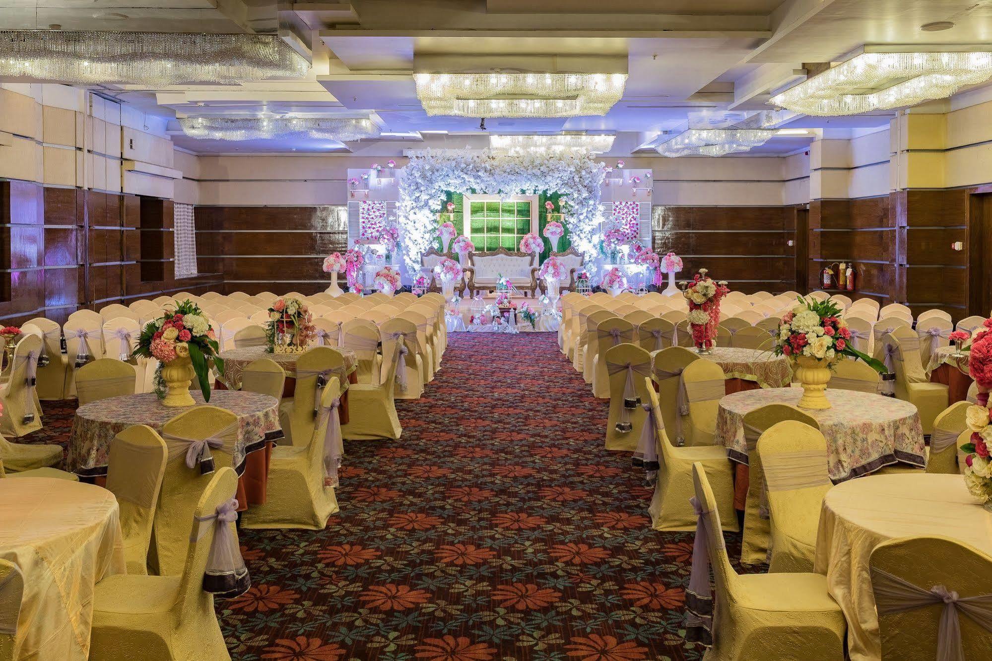 The Residence Hotel & Apartments Powai มุมไบ ภายนอก รูปภาพ