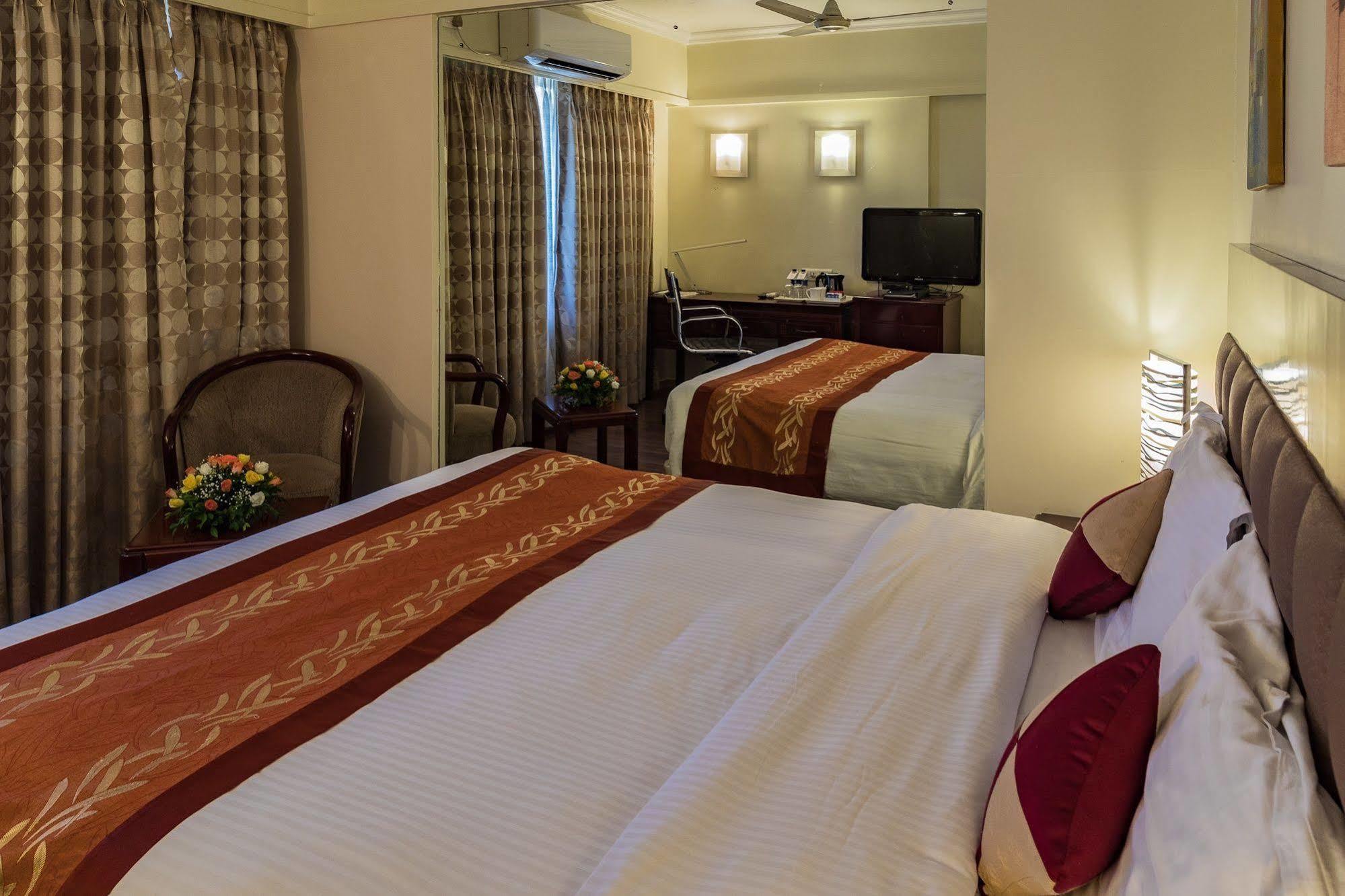 The Residence Hotel & Apartments Powai มุมไบ ภายนอก รูปภาพ